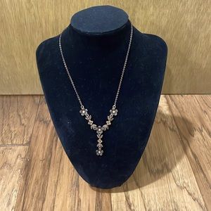 1928 crystal flower necklace